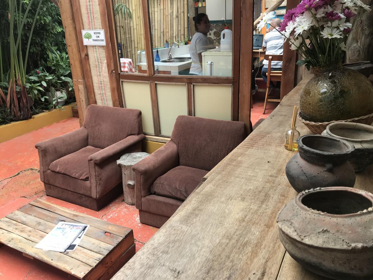 Hostal Colina De Lluvia Filandia Buitenkant foto