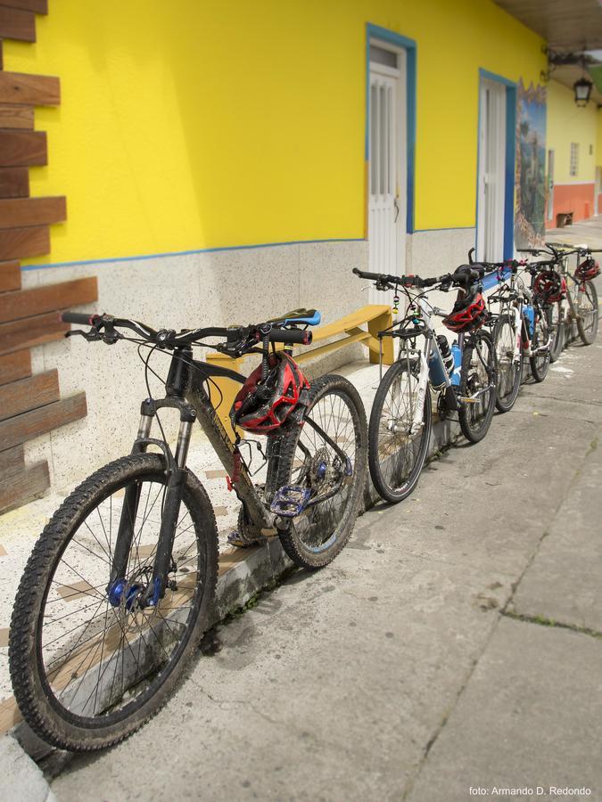 Hostal Colina De Lluvia Filandia Buitenkant foto